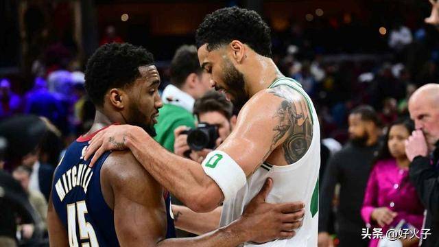 尊重，骑士队米切尔和哈登一致称赞塔图姆在凯尔特人队的出色回归
